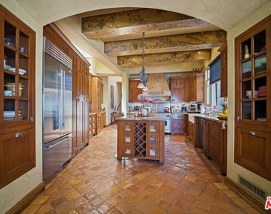 7107 Birdview Avenue - Photo Thumbnail 19
