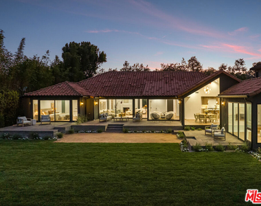 992 Napoli Drive - Photo Thumbnail 1