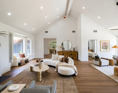992 Napoli Drive - Photo Thumbnail 6