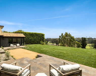 992 Napoli Drive - Photo Thumbnail 18