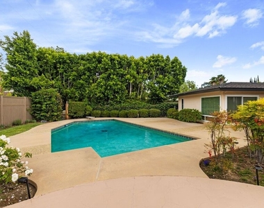 17537 Margate Street - Photo Thumbnail 32