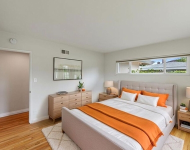 17537 Margate Street - Photo Thumbnail 13