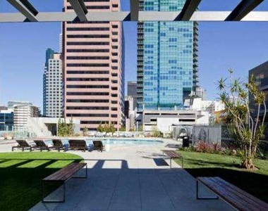 901 S Flower Street - Photo Thumbnail 3