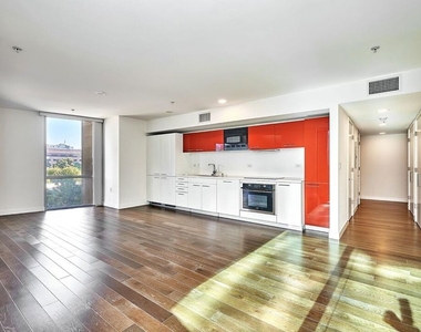 901 S Flower Street - Photo Thumbnail 18