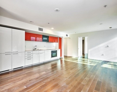 901 S Flower Street - Photo Thumbnail 19