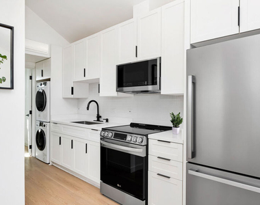 6761 Case Ave Avenue - Photo Thumbnail 6