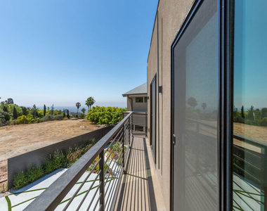 8012 Zeus Dr - Photo Thumbnail 33