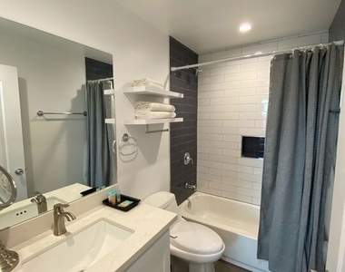 2206 Hauser Boulevard - Photo Thumbnail 32