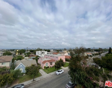 2206 Hauser Boulevard - Photo Thumbnail 46