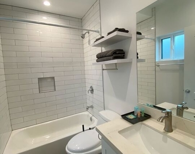 2206 Hauser Boulevard - Photo Thumbnail 37