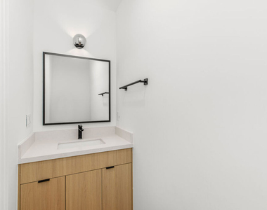 5223 W 20th Street - Photo Thumbnail 17