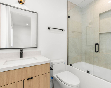 5223 W 20th Street - Photo Thumbnail 13