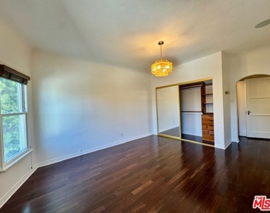 8283 W 4th Street - Photo Thumbnail 22