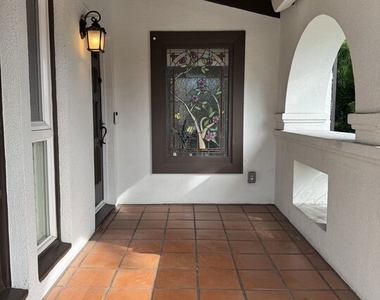 8283 W 4th Street - Photo Thumbnail 2