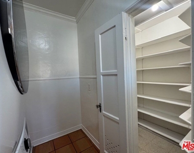 8283 W 4th Street - Photo Thumbnail 16