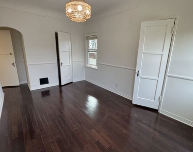 8283 W 4th Street - Photo Thumbnail 25