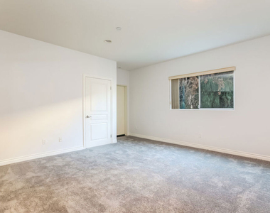 10633 Eastborne Avenue - Photo Thumbnail 27