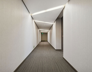 6250 Hollywood Boulevard - Photo Thumbnail 12