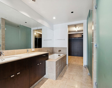 6250 Hollywood Boulevard - Photo Thumbnail 6