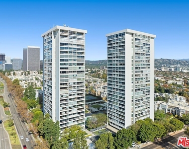2220 Avenue Of The Stars - Photo Thumbnail 12