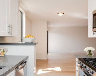 16169 W Sunset Boulevard - Photo Thumbnail 8