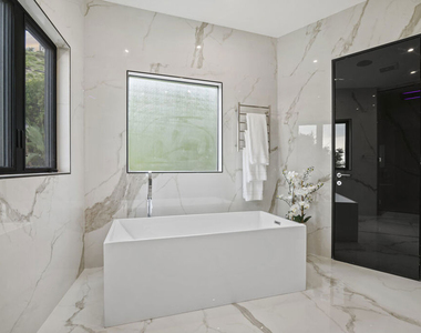 1680 Sunset Plaza Drive - Photo Thumbnail 18