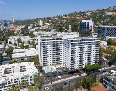 1155 N La Cienega Boulevard - Photo Thumbnail 26