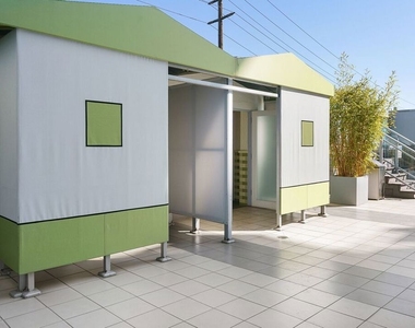 1155 N La Cienega Boulevard - Photo Thumbnail 17