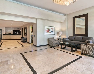 1155 N La Cienega Boulevard - Photo Thumbnail 21