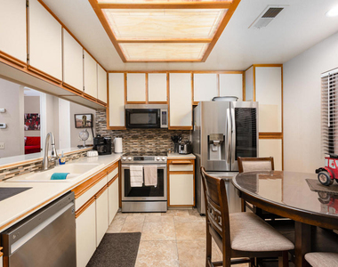 28914 Desert Princess Drive - Photo Thumbnail 3