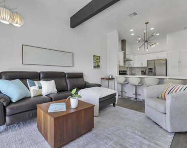 73503 Foxtail Lane - Photo Thumbnail 6
