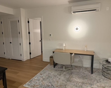 130 Hope Street - Photo Thumbnail 5
