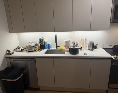 130 Hope Street - Photo Thumbnail 3