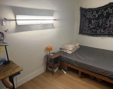 130 Hope Street - Photo Thumbnail 4