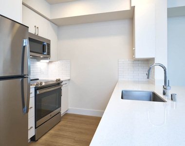 16015 Cleveland Street - Photo Thumbnail 80