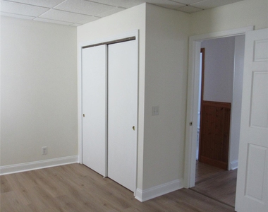 35 Taylor Avenue - Photo Thumbnail 9