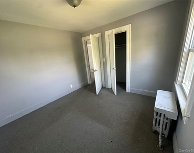 366 Greenwich Street - Photo Thumbnail 7