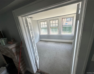 366 Greenwich Street - Photo Thumbnail 3