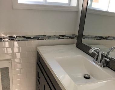 40 Oswego - Photo Thumbnail 7