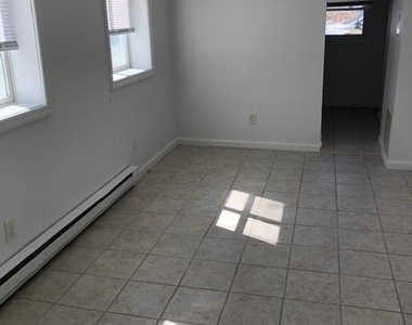 40 Oswego - Photo Thumbnail 5