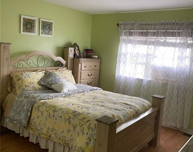 6 Taconic Street - Photo Thumbnail 16
