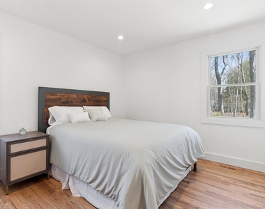 502 Springs Fireplace Road - Photo Thumbnail 10