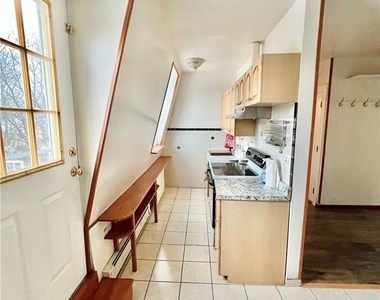 210 Union Avenue - Photo Thumbnail 13