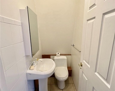 210 Union Avenue - Photo Thumbnail 3