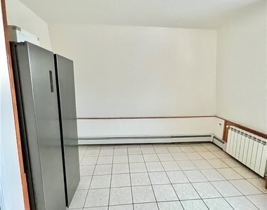 210 Union Avenue - Photo Thumbnail 15