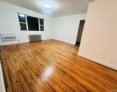 1003 Rottkamp Street - Photo Thumbnail 11