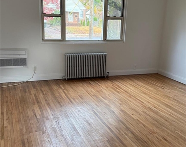 1003 Rottkamp Street - Photo Thumbnail 5
