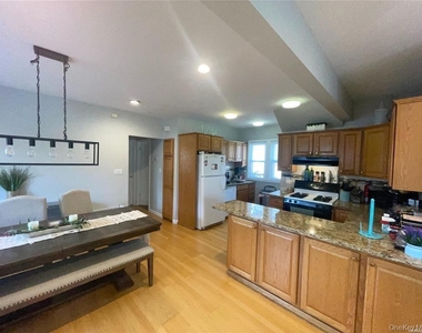 56 State Street - Photo Thumbnail 2