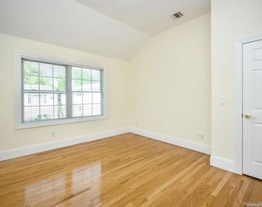 51 Inwood Road - Photo Thumbnail 18