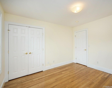 51 Inwood Road - Photo Thumbnail 14